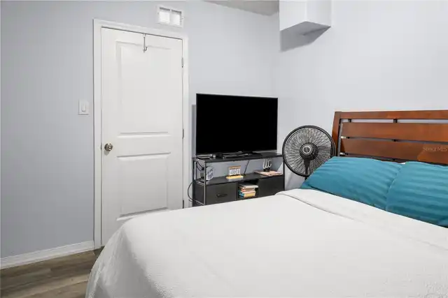 Listing Photo 23