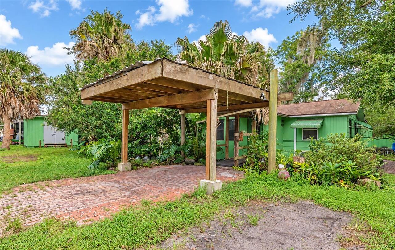 Myakka City Real Estate