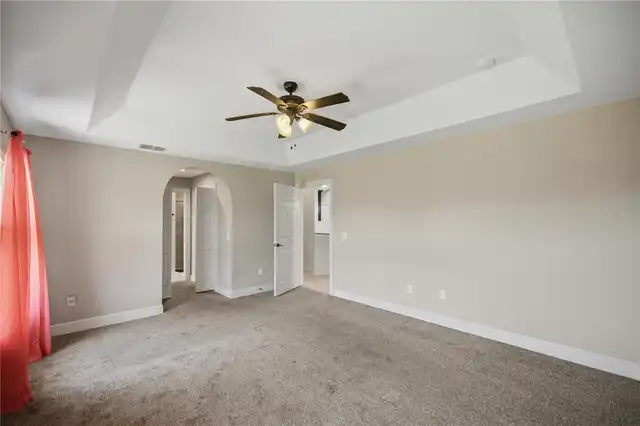 Listing Photo 15