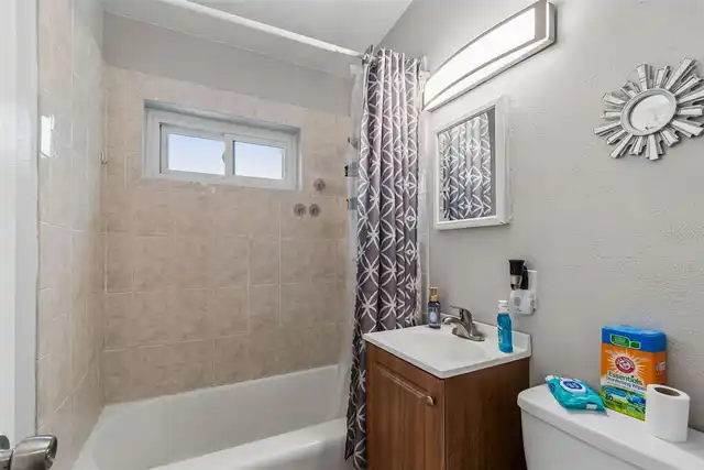 Listing Photo 17