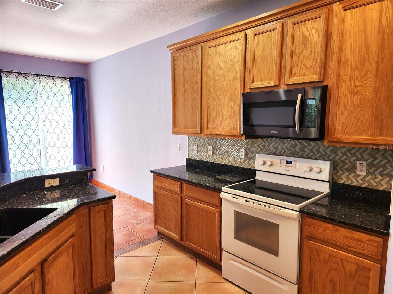 Listing Photo 7