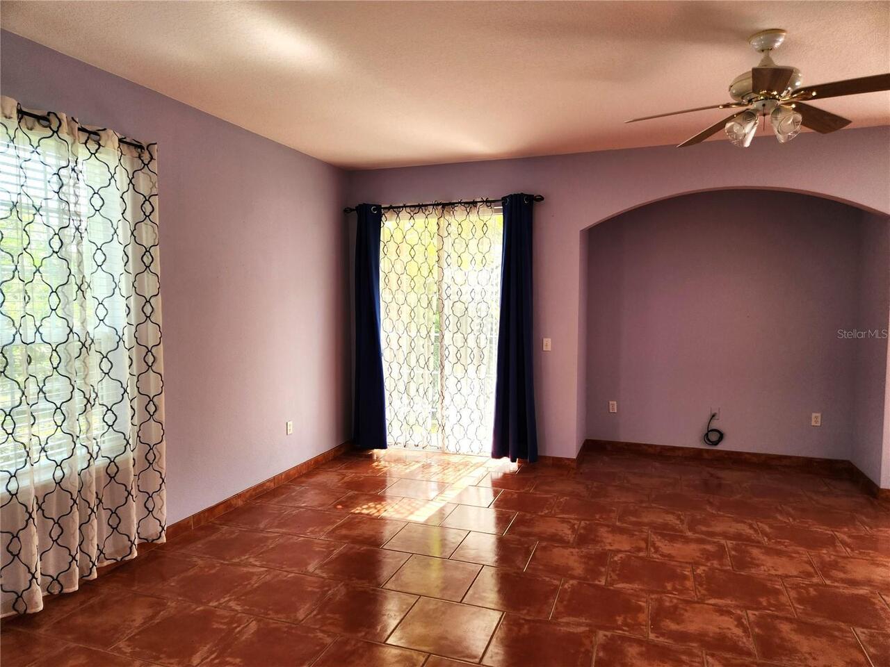Listing Photo 12
