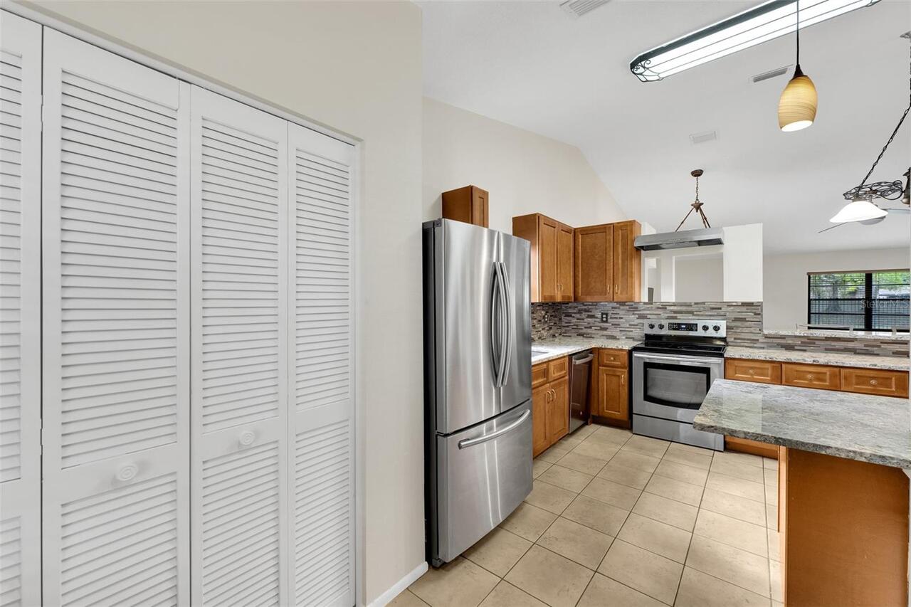 Listing Photo 7