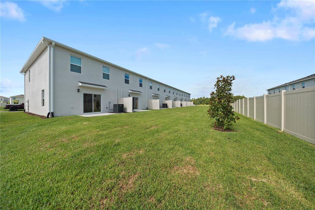 Listing Photo 17