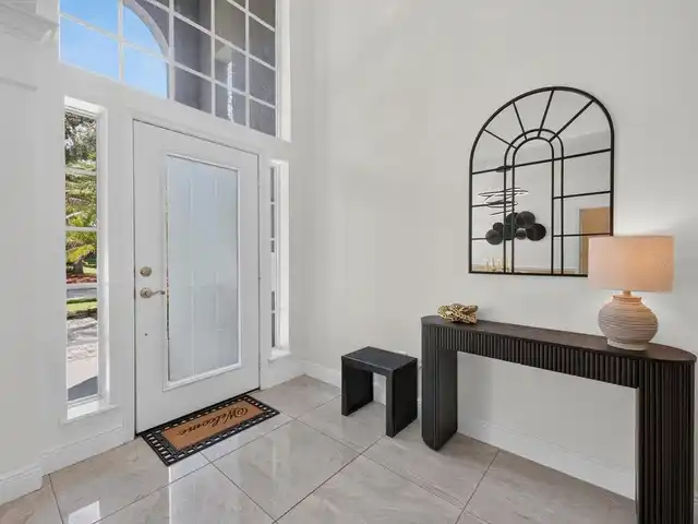 Listing Photo 9