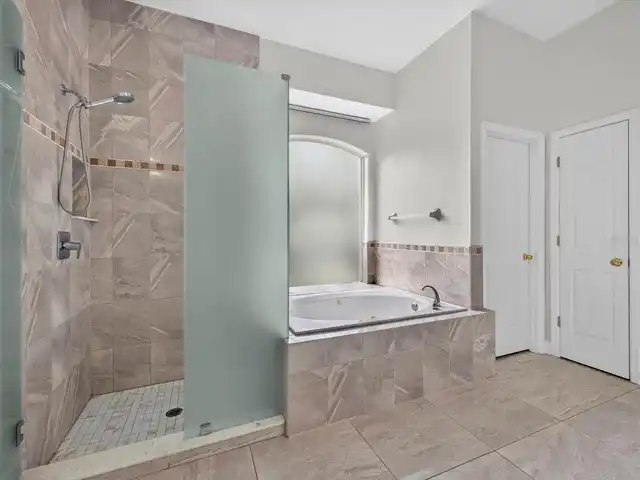 Listing Photo 20