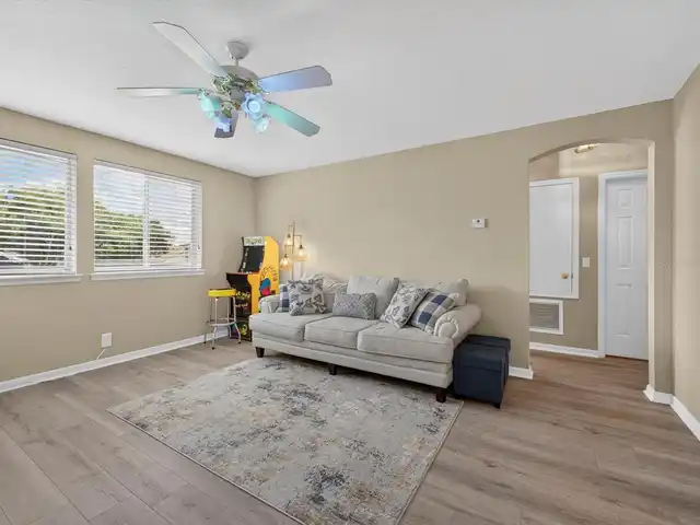 Listing Photo 25