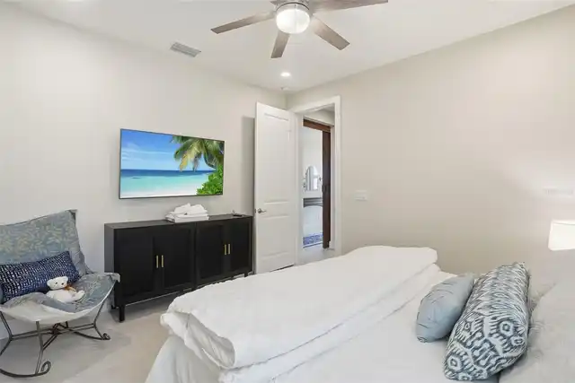 Listing Photo 43