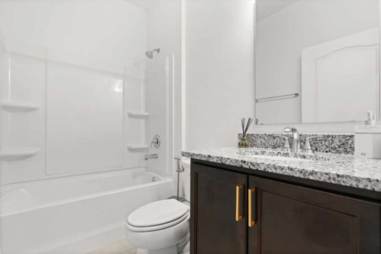 Listing Photo 25