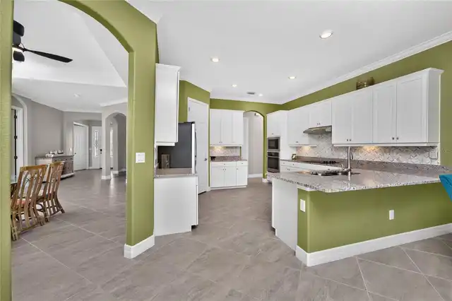 Listing Photo 18
