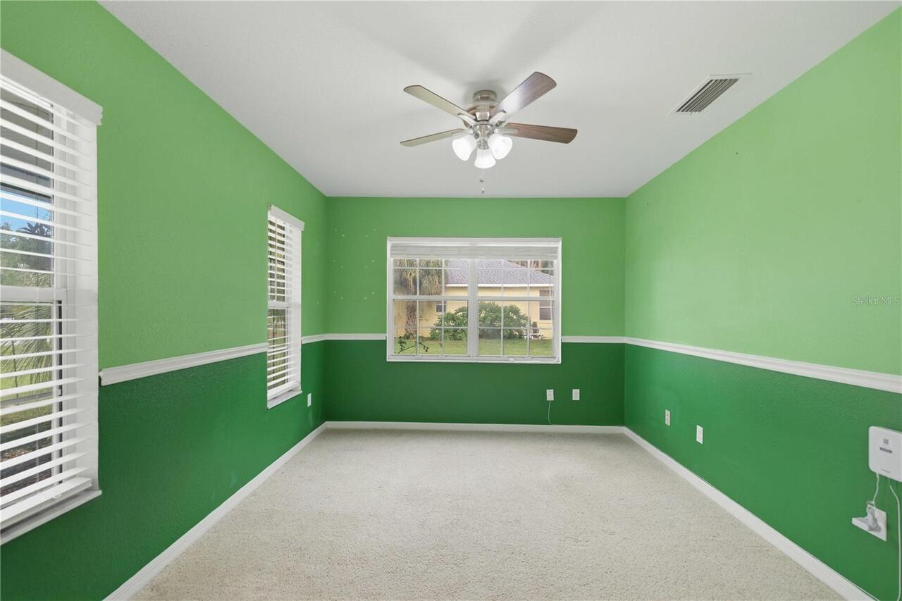Listing Photo 9