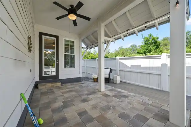 Listing Photo 14