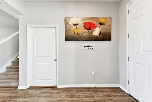 Listing Photo 9