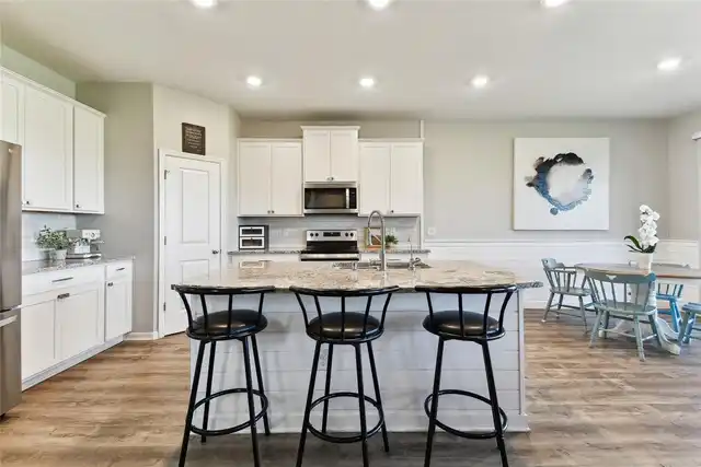 Listing Photo 18