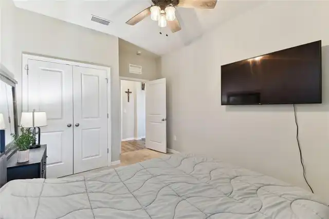 Listing Photo 34