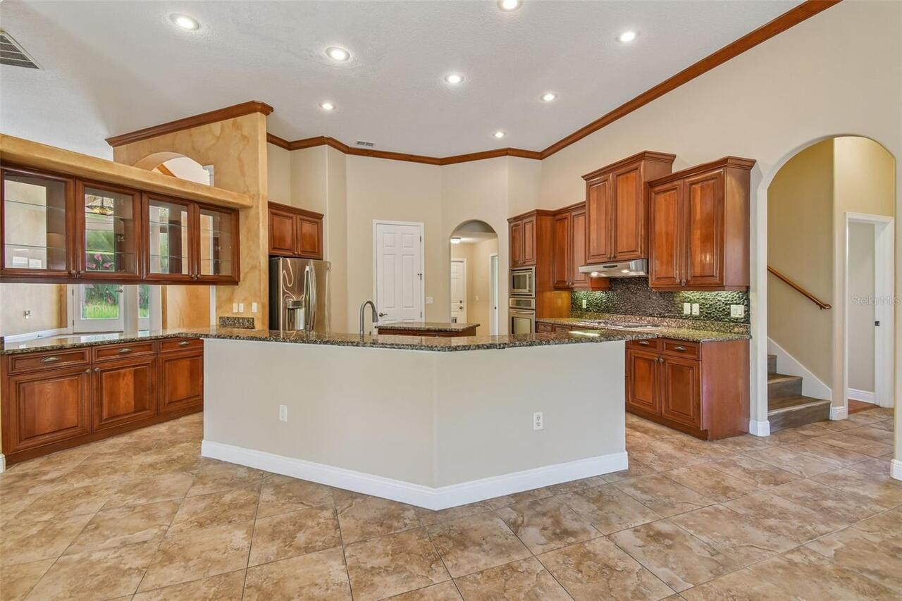 Listing Photo 17