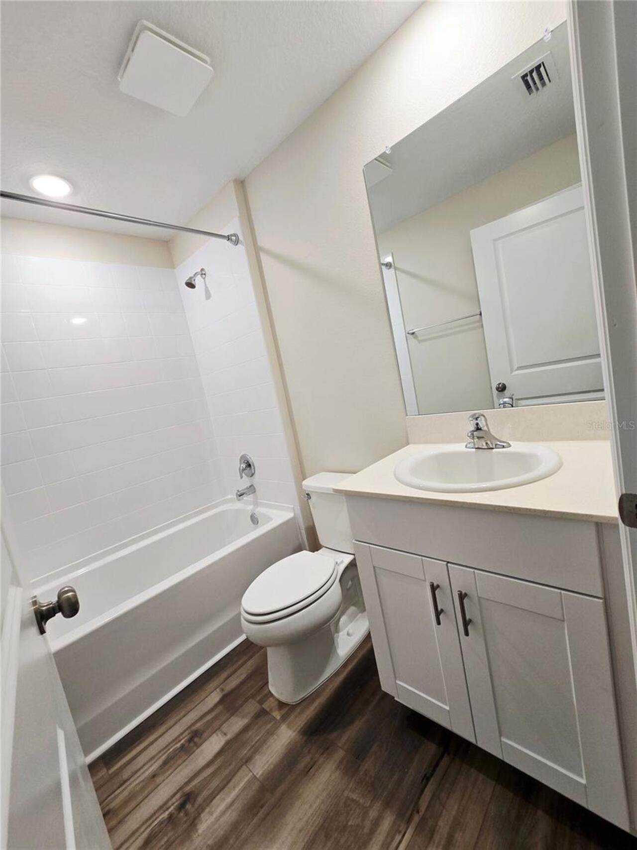 Listing Photo 19