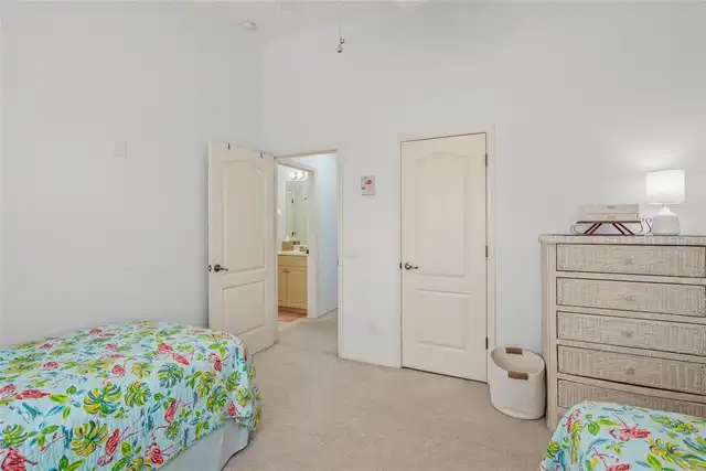 Listing Photo 36