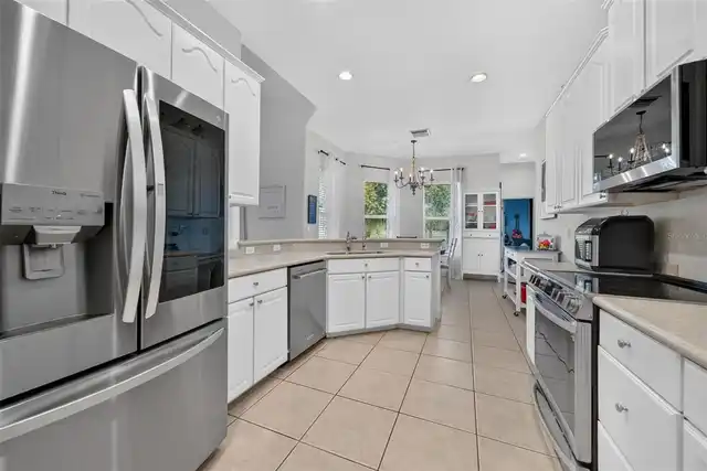Listing Photo 15