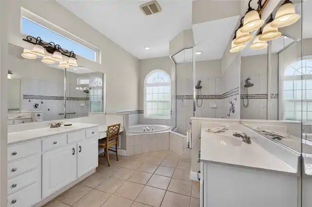 Listing Photo 23