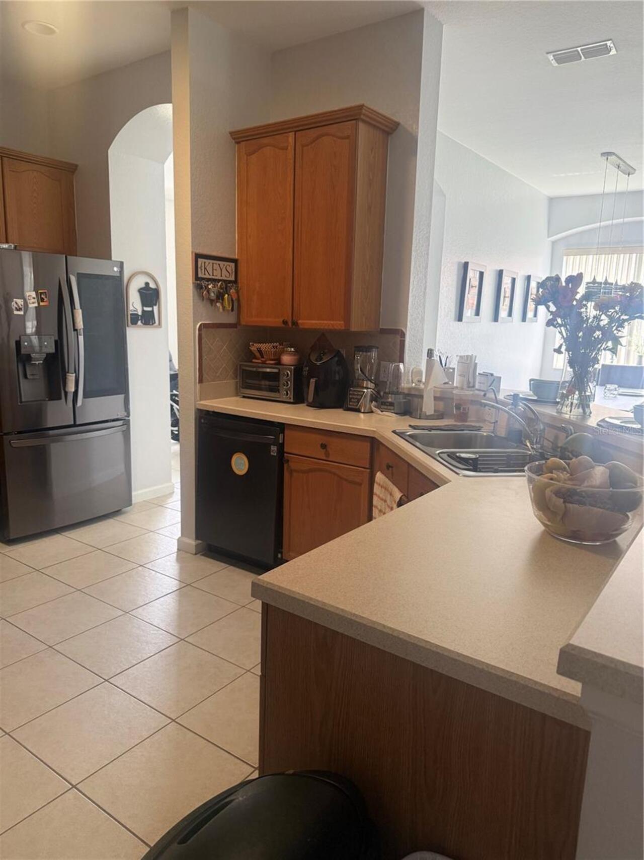 Listing Photo 11