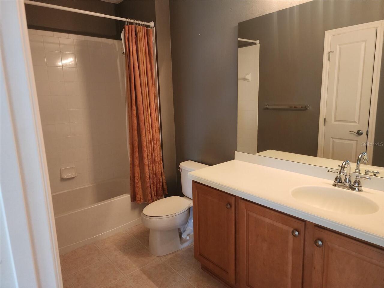 Listing Photo 10