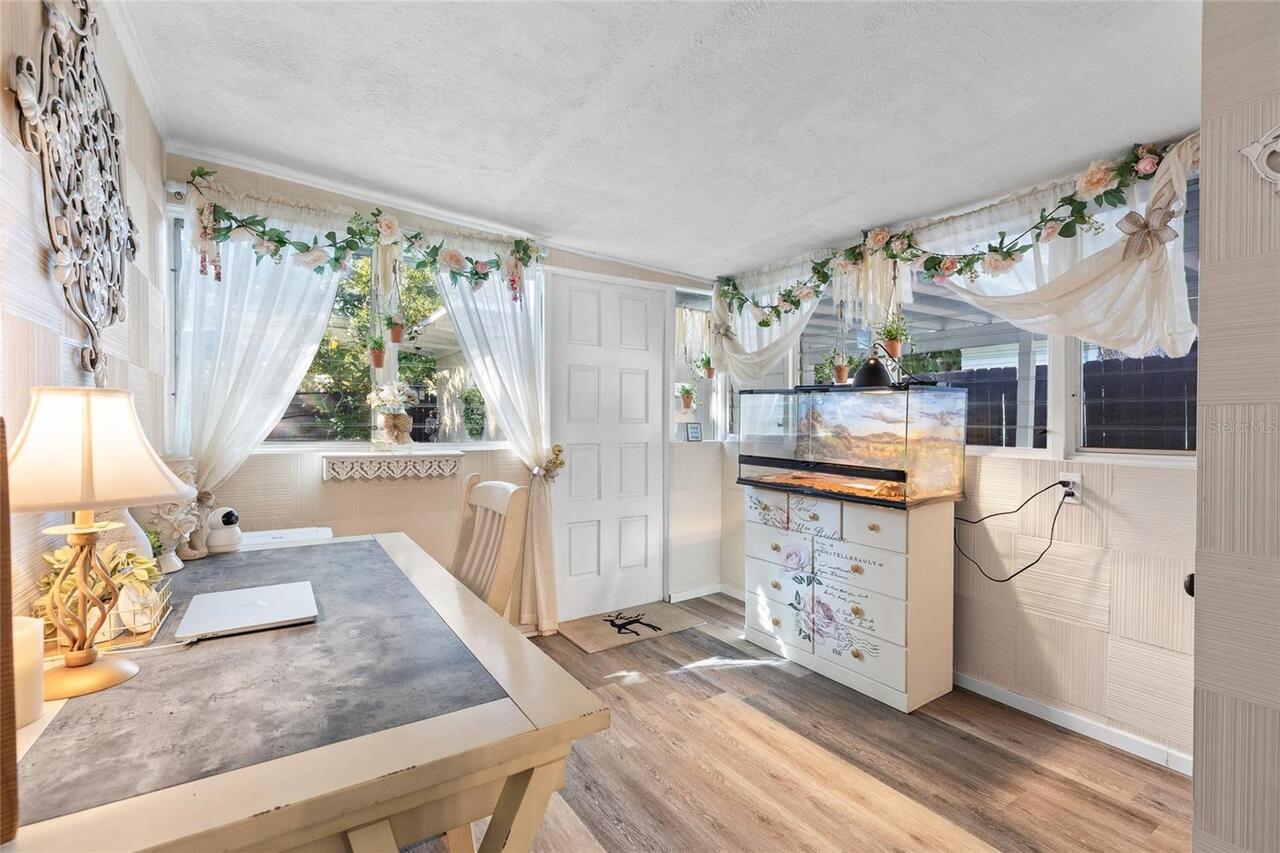 Listing Photo 17