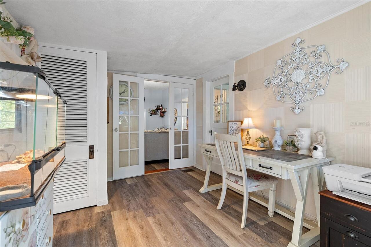 Listing Photo 18