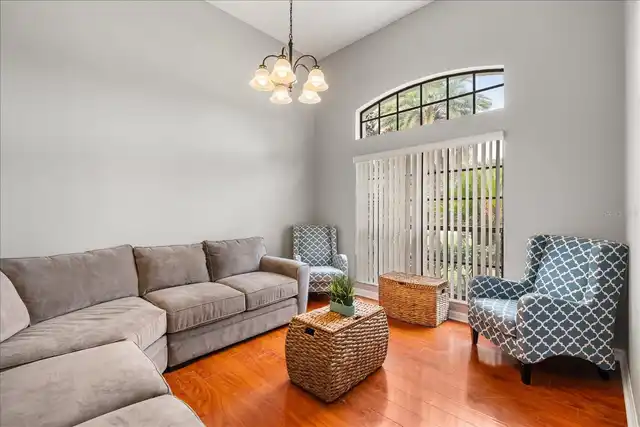 Listing Photo 7