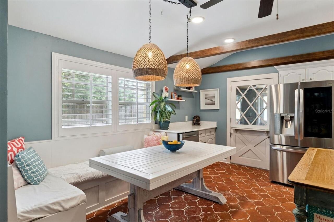 Listing Photo 11