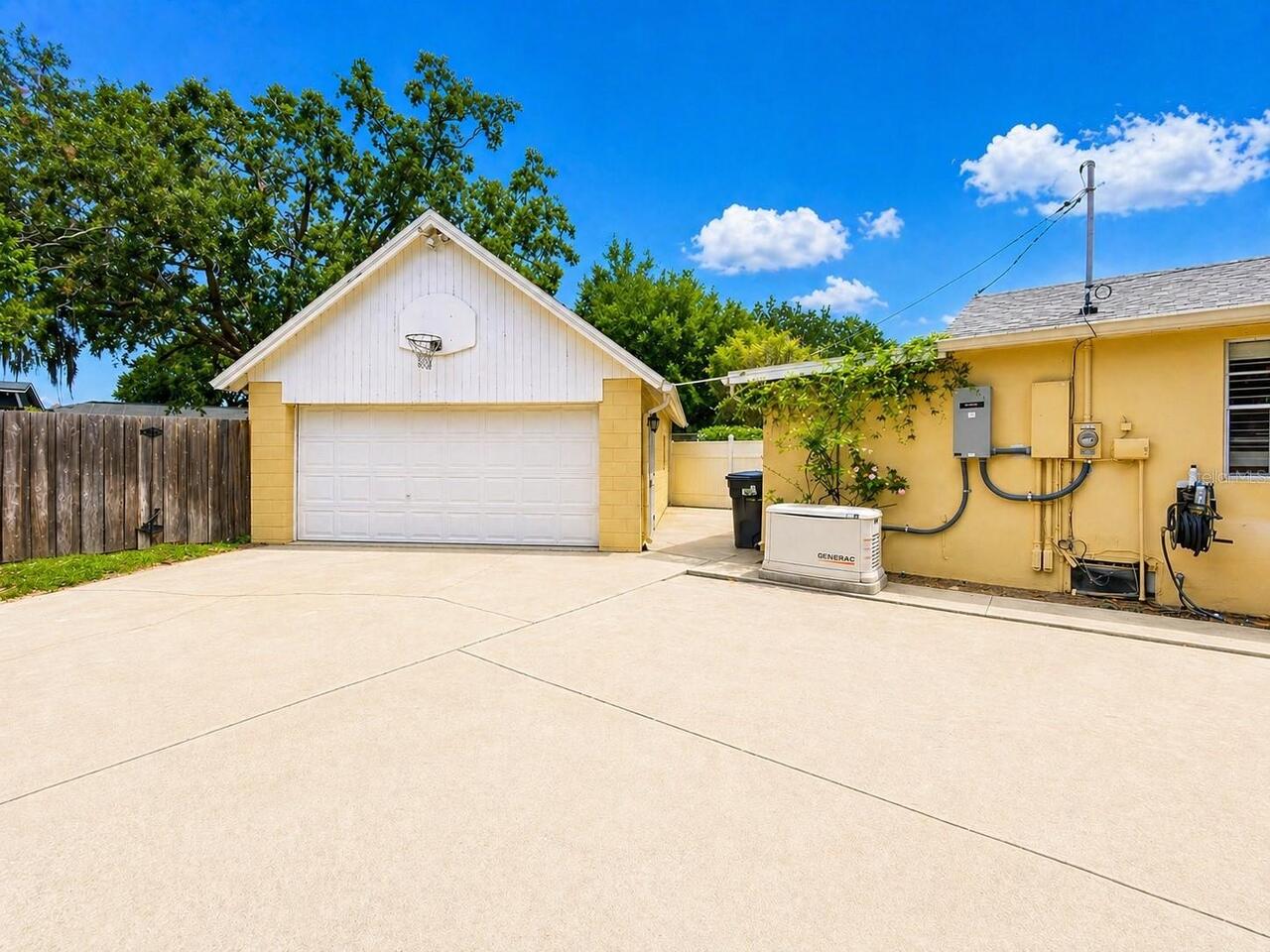 Listing Photo 37
