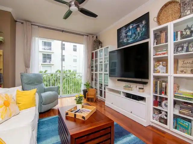 Listing Photo 9