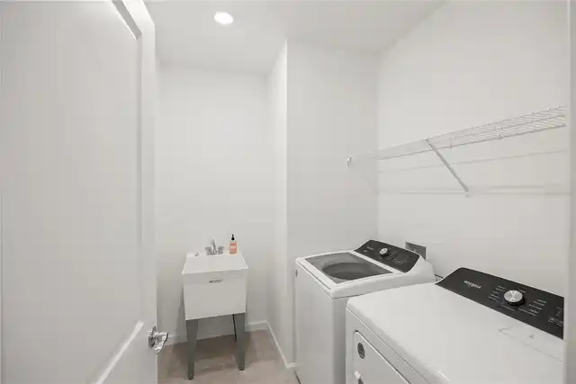 Listing Photo 16