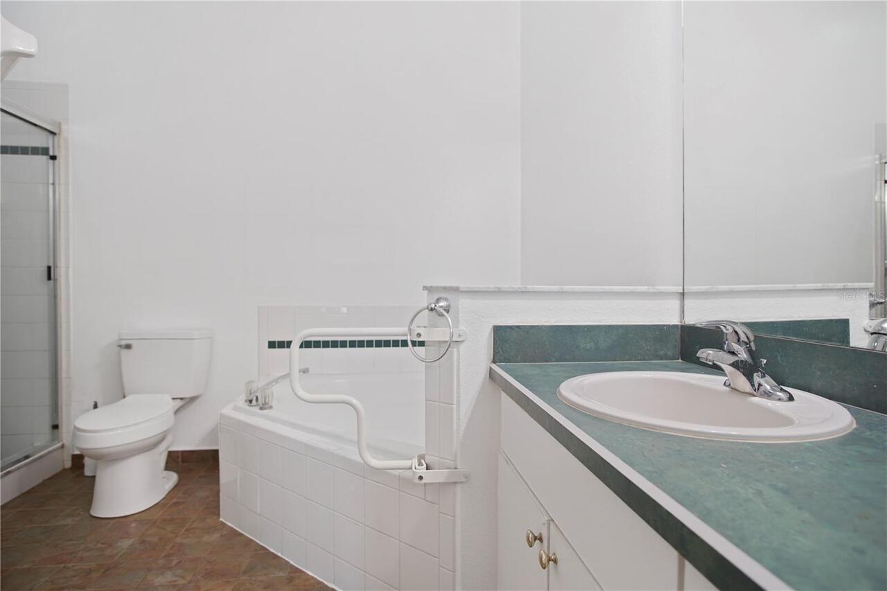Listing Photo 15