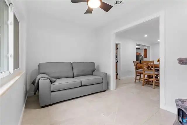 Listing Photo 19