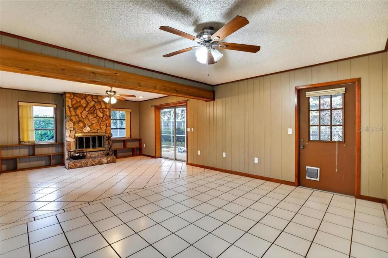 Listing Photo 14
