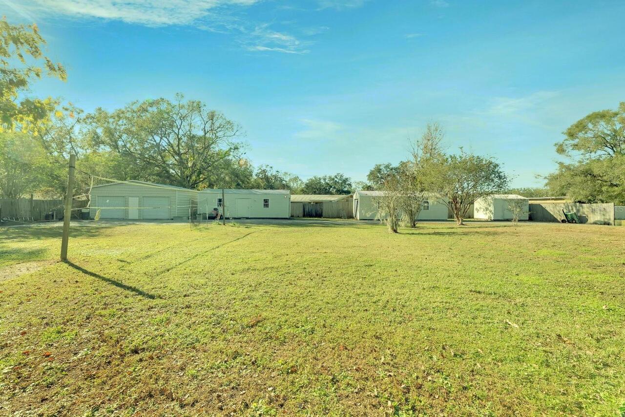 Listing Photo 12