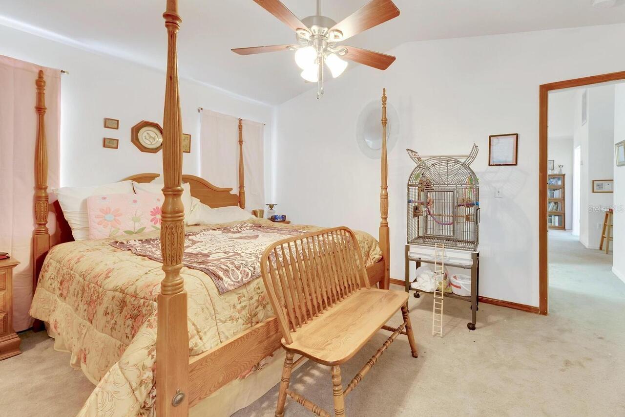 Listing Photo 14