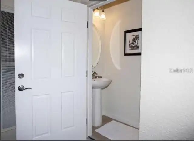 Listing Photo 9