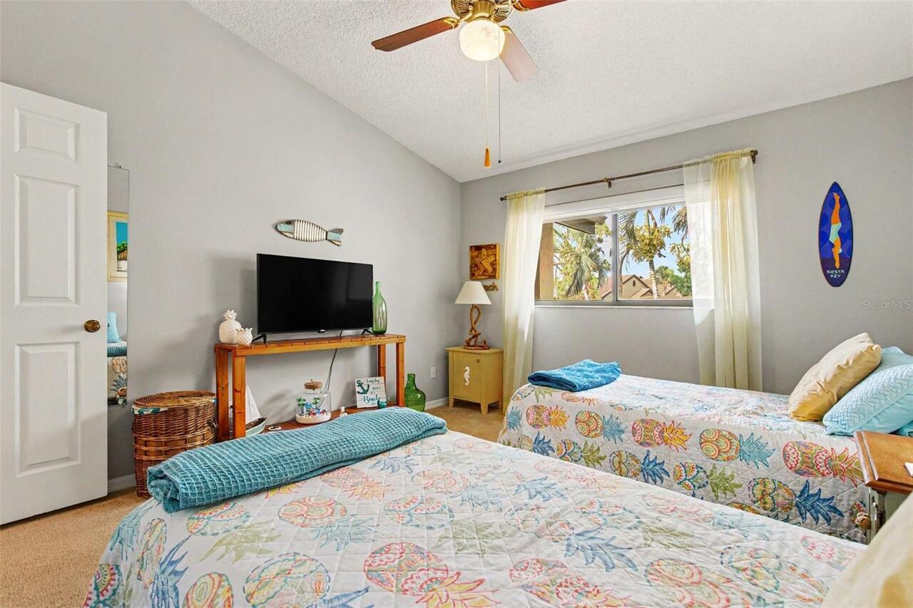 Listing Photo 28