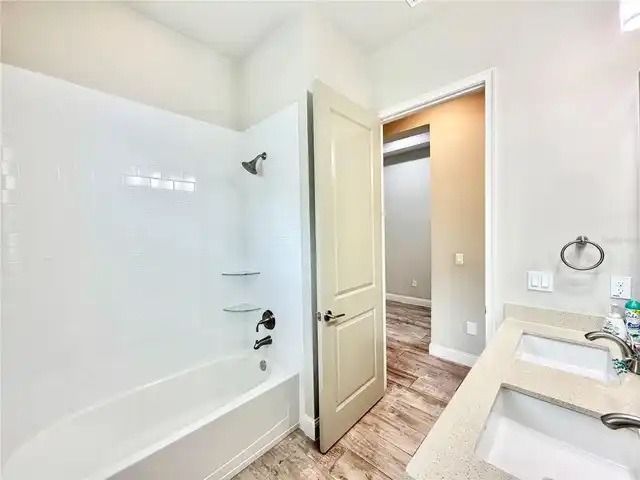 Listing Photo 32