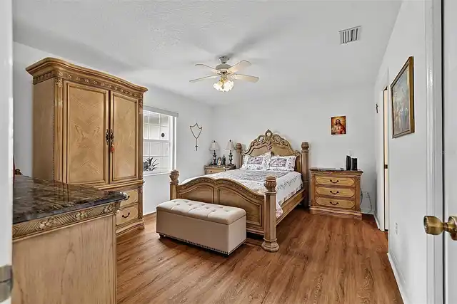 Listing Photo 31