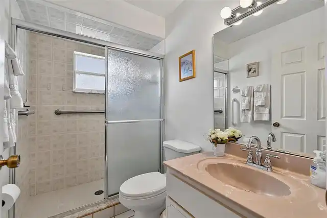 Listing Photo 42