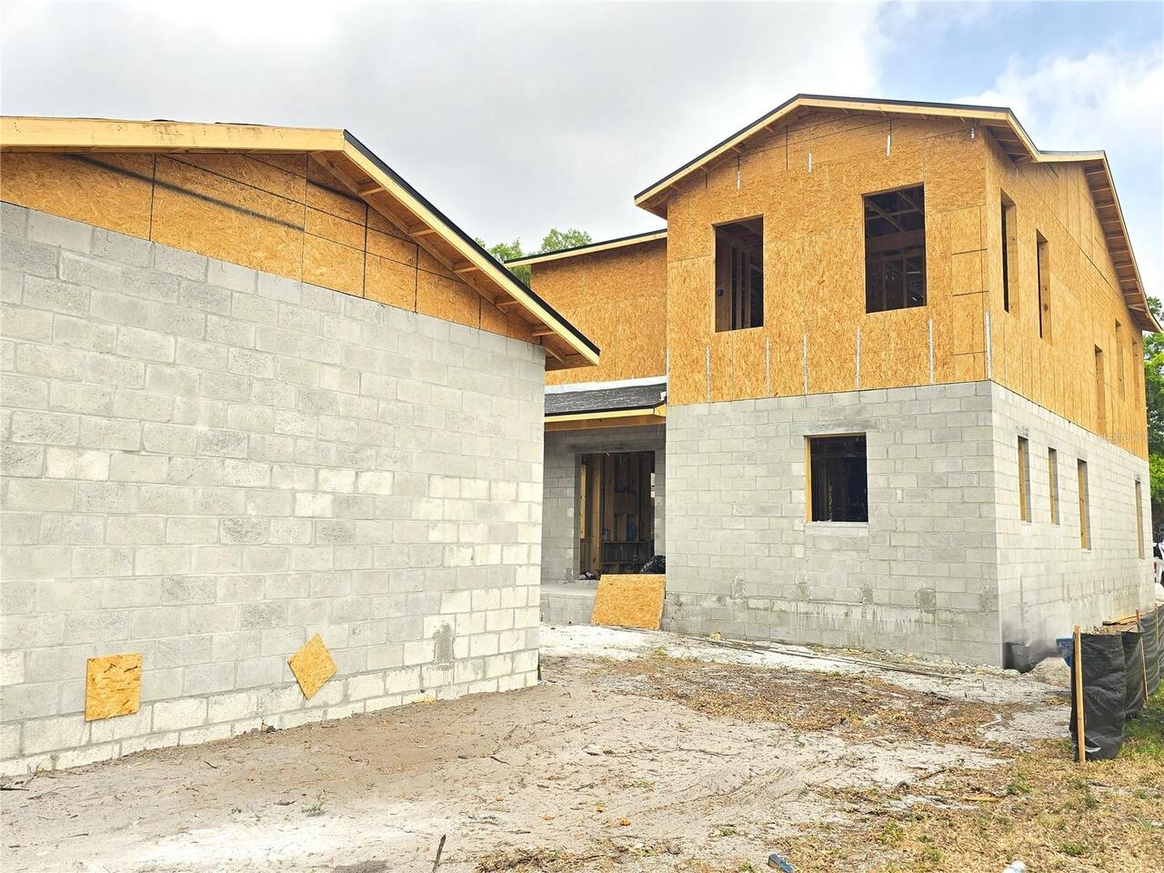 Listing Photo 8