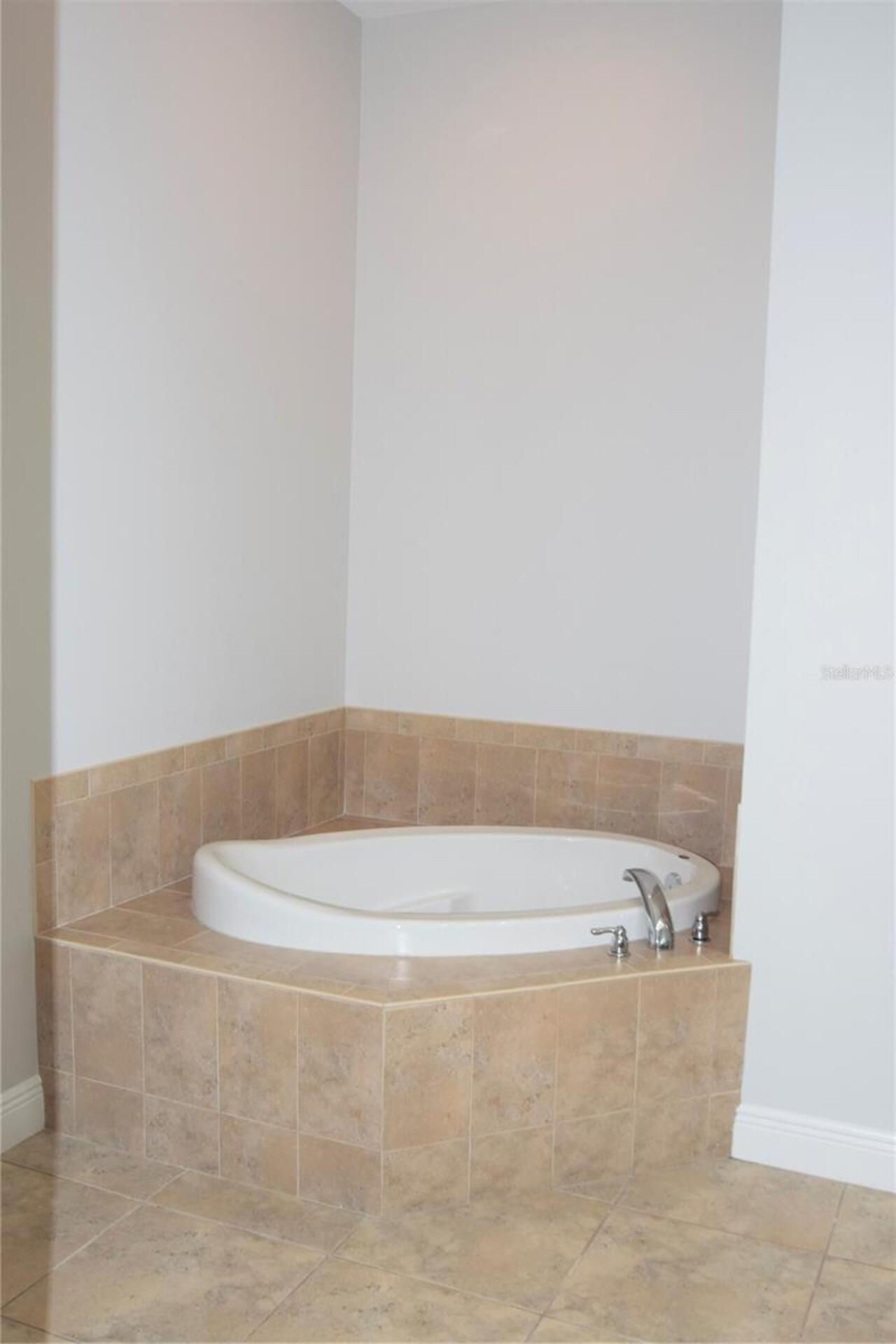 Listing Photo 20