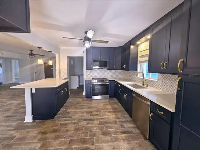 Listing Photo 16