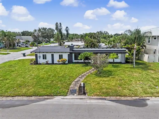 Listing Photo 42