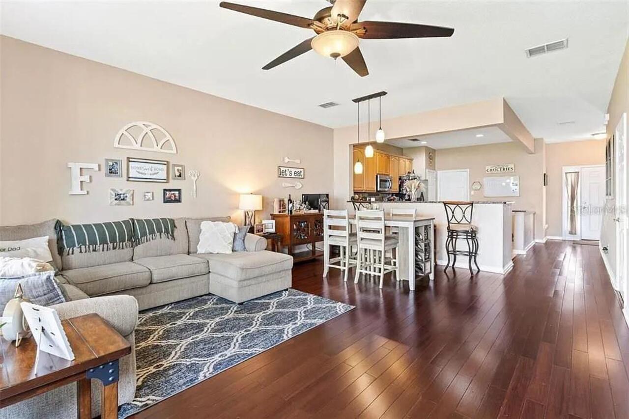 Listing Photo 8