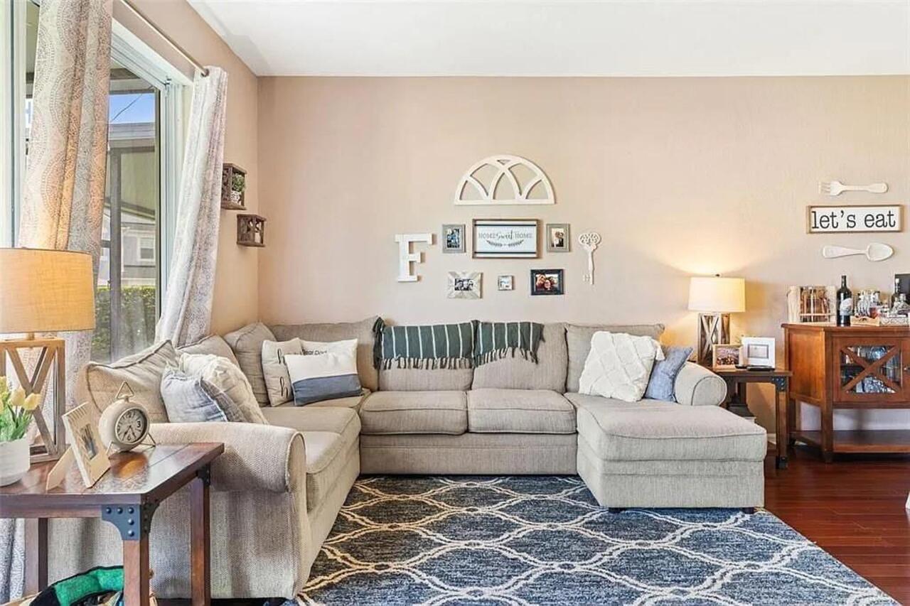 Listing Photo 9
