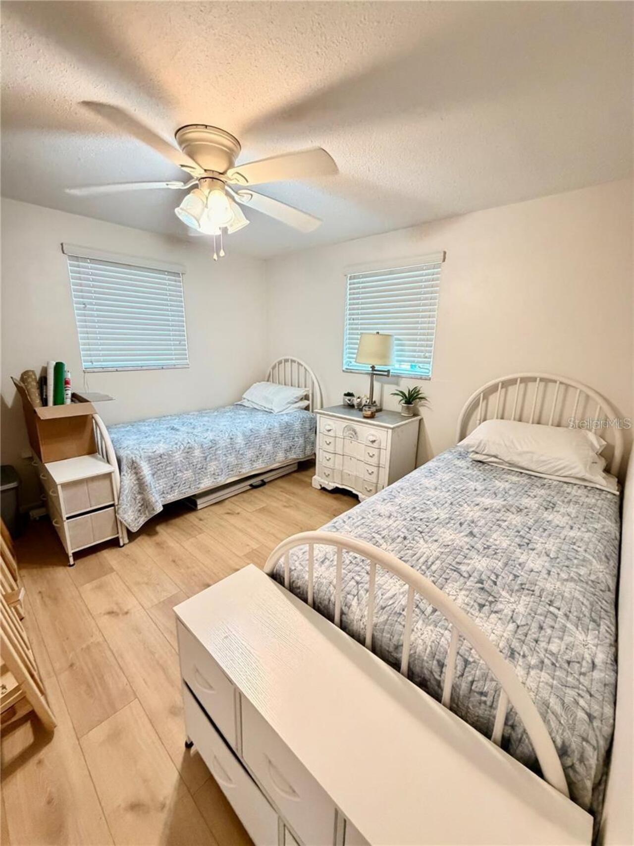 Listing Photo 11